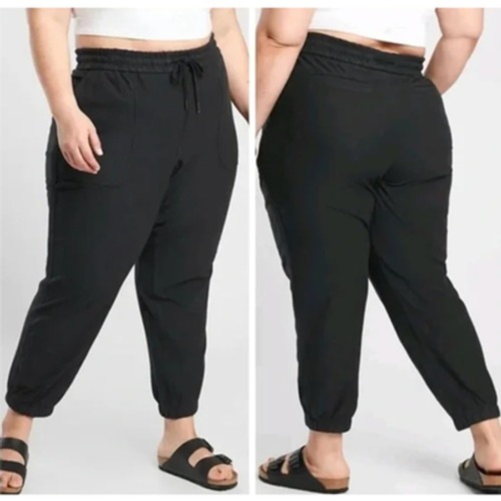 Athleta Farallon Jogger Black Plus Sz 24W NWT $98 Breathable Drawstring Pockets